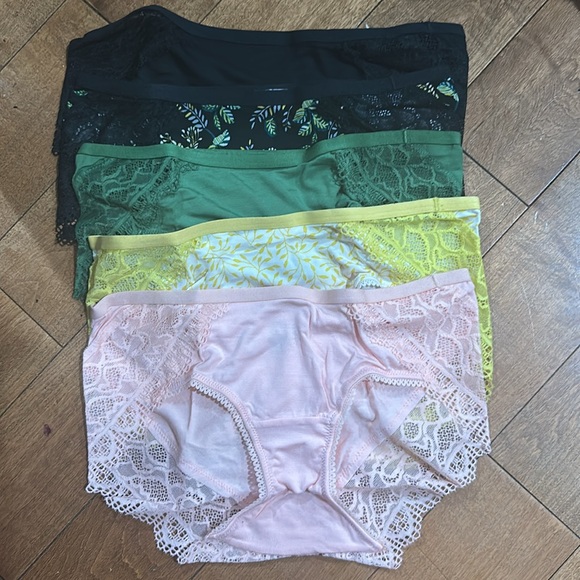 NWT Soma Embraceable Hipster Panty with Enchanting Lace 5 Pack - Picture 3 of 4